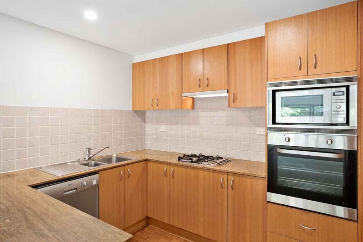 8/8-10 Clifford Street Mosman