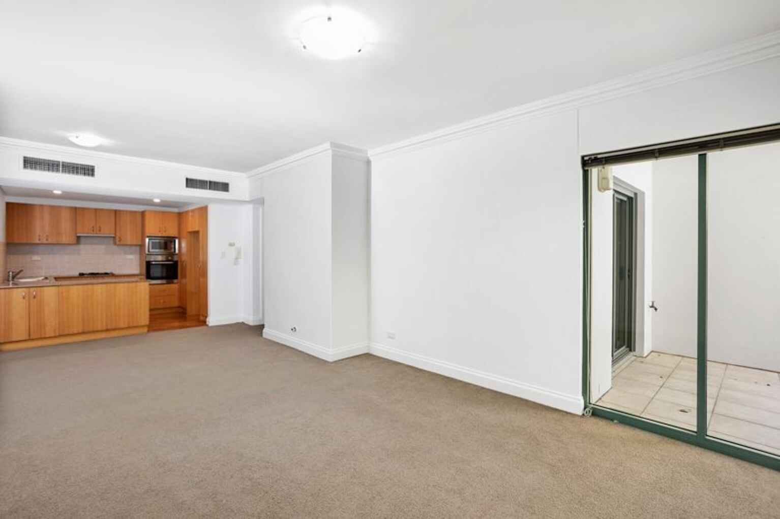 8/8-10 Clifford Street Mosman