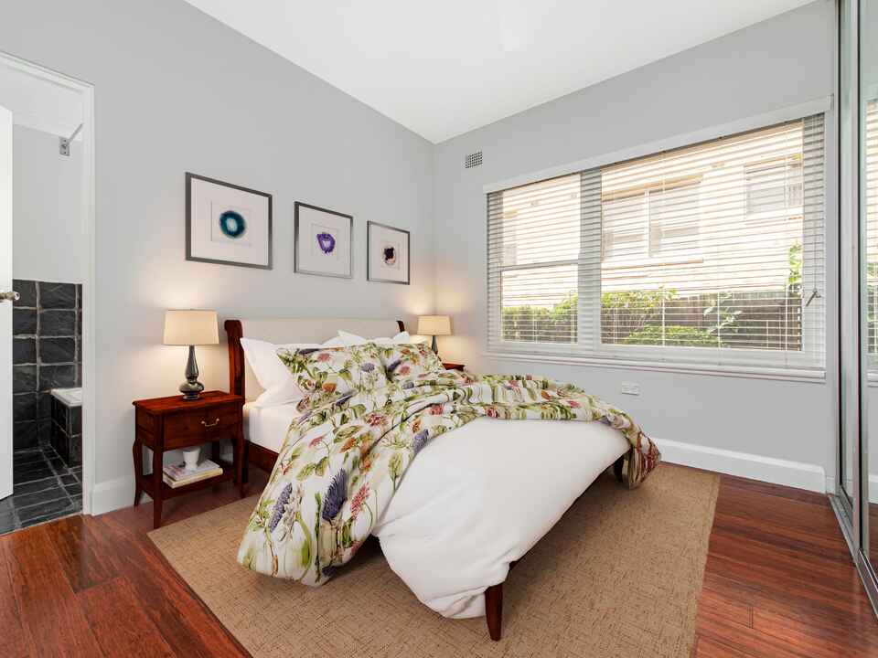 2/1 Parriwi Road Mosman