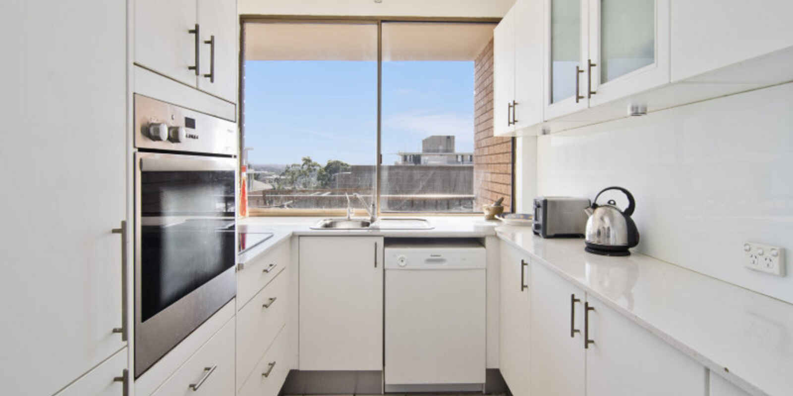 22/156 Military Road Neutral Bay