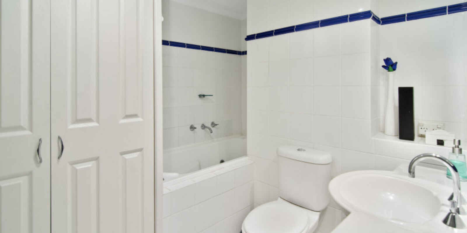 22/156 Military Road Neutral Bay