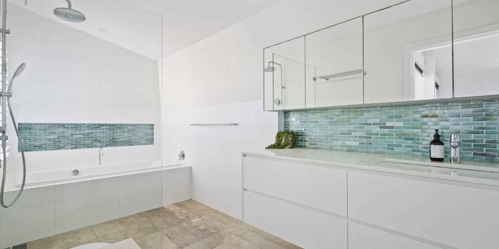 3/8 Queenscliff Rd Queenscliff