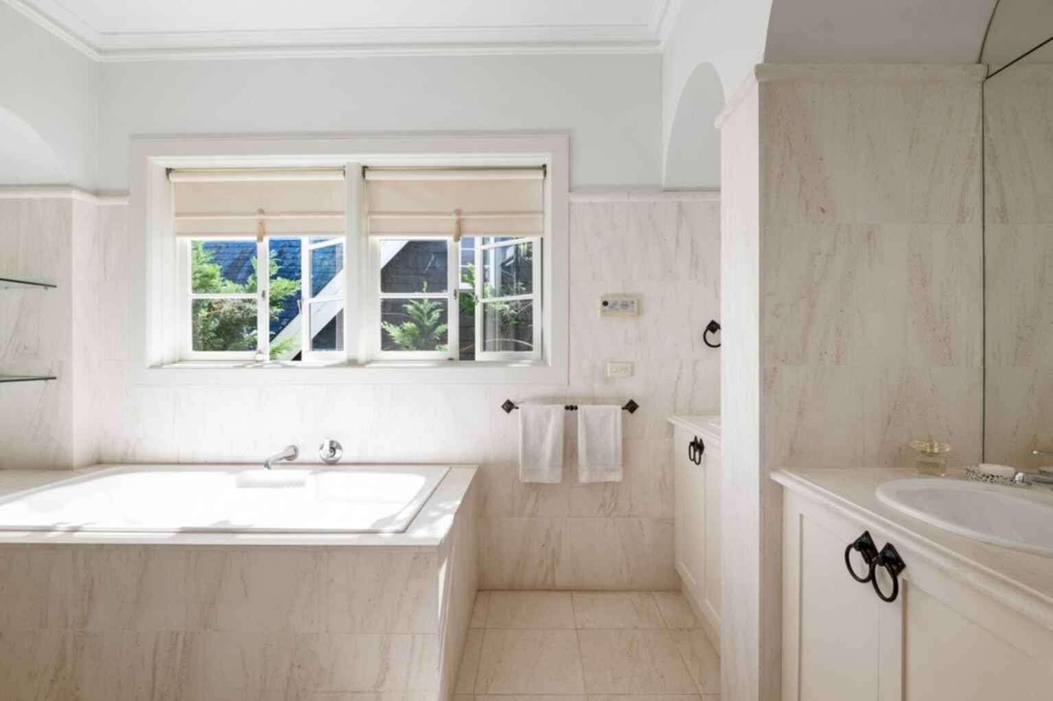 5A Upper Spit Road Mosman 5A Upper Spit Road Mosman