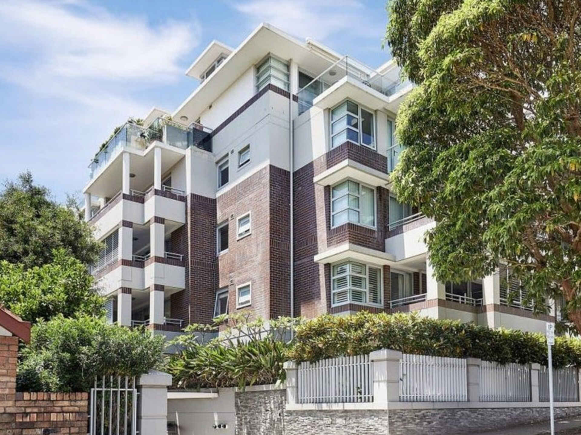 18/1A Bond Street Mosman