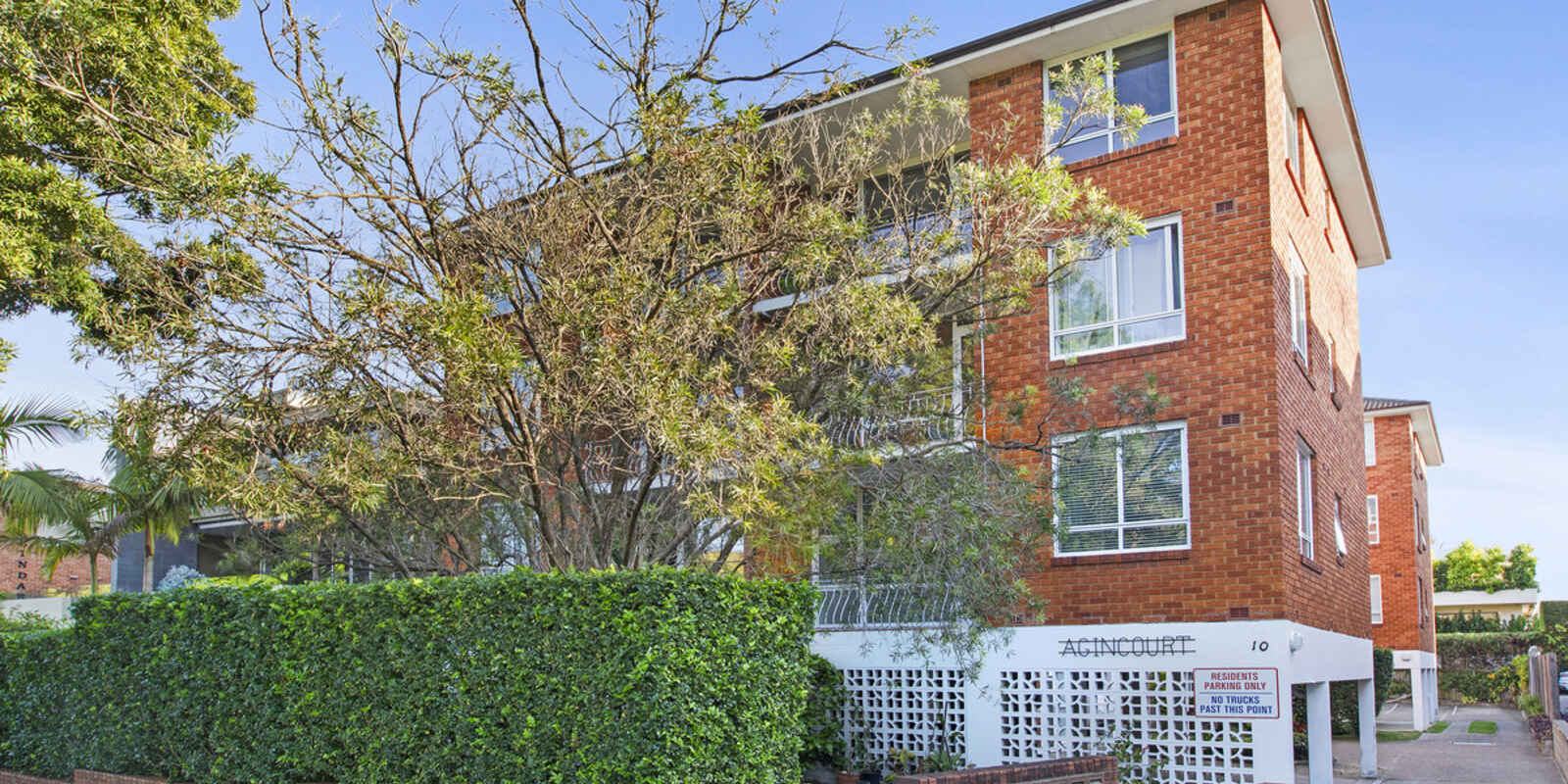 2/10 Punch Street Mosman