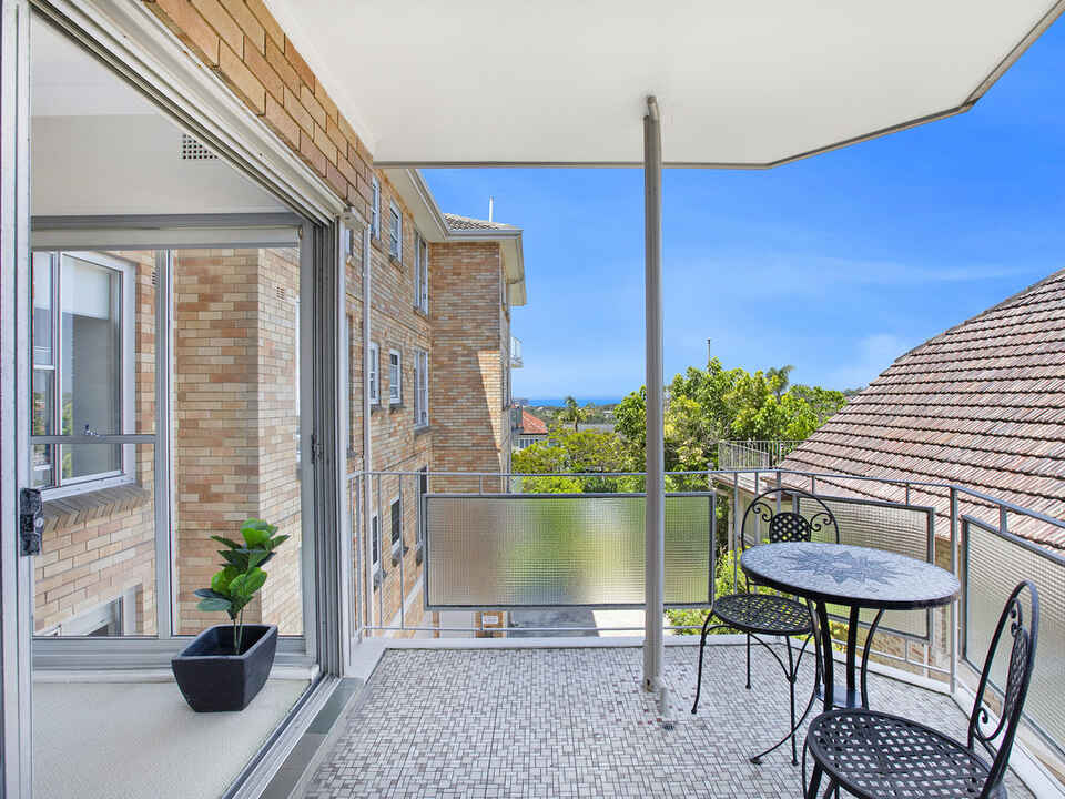 8/76 Muston Street Mosman