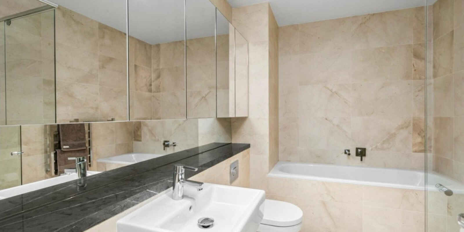 11/1-5 Mandolong Road Mosman