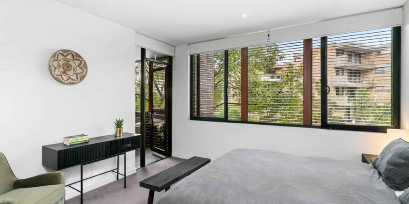 11/1-5 Mandolong Road Mosman
