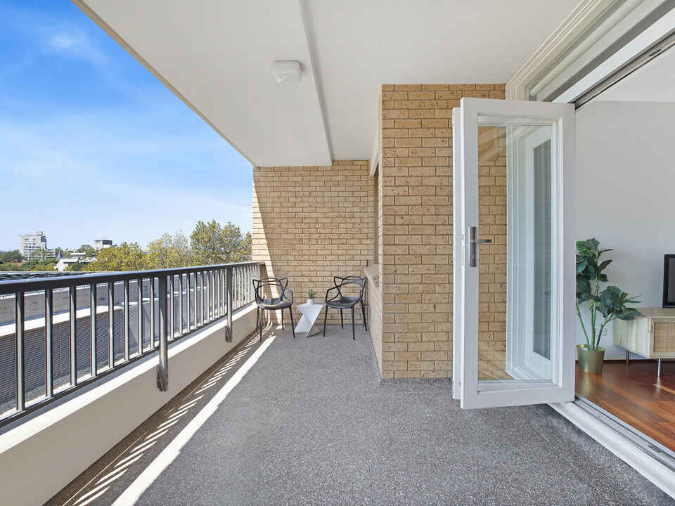 22/156 Military Road Neutral Bay