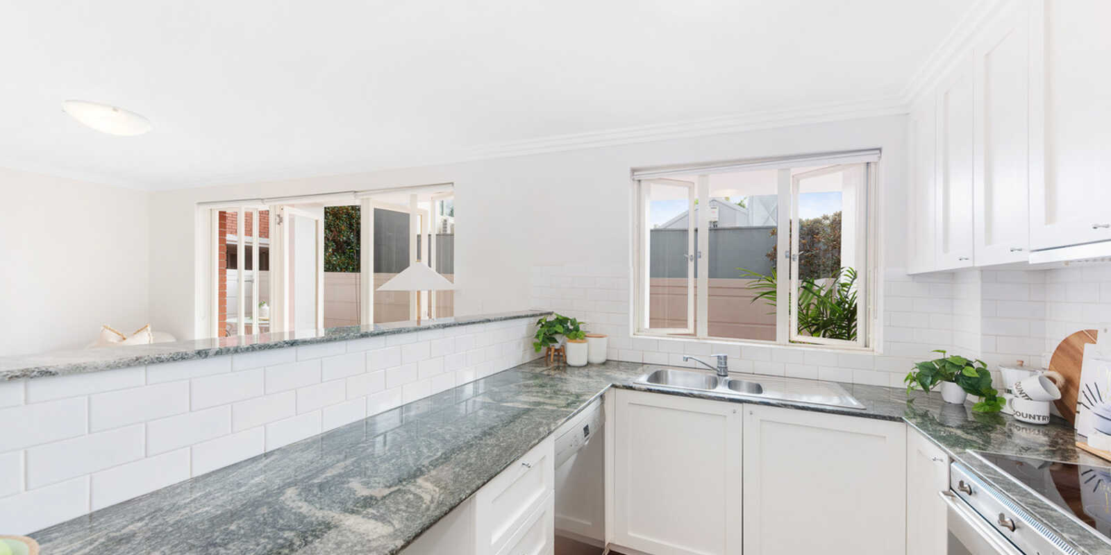 1/922 Military Road Mosman