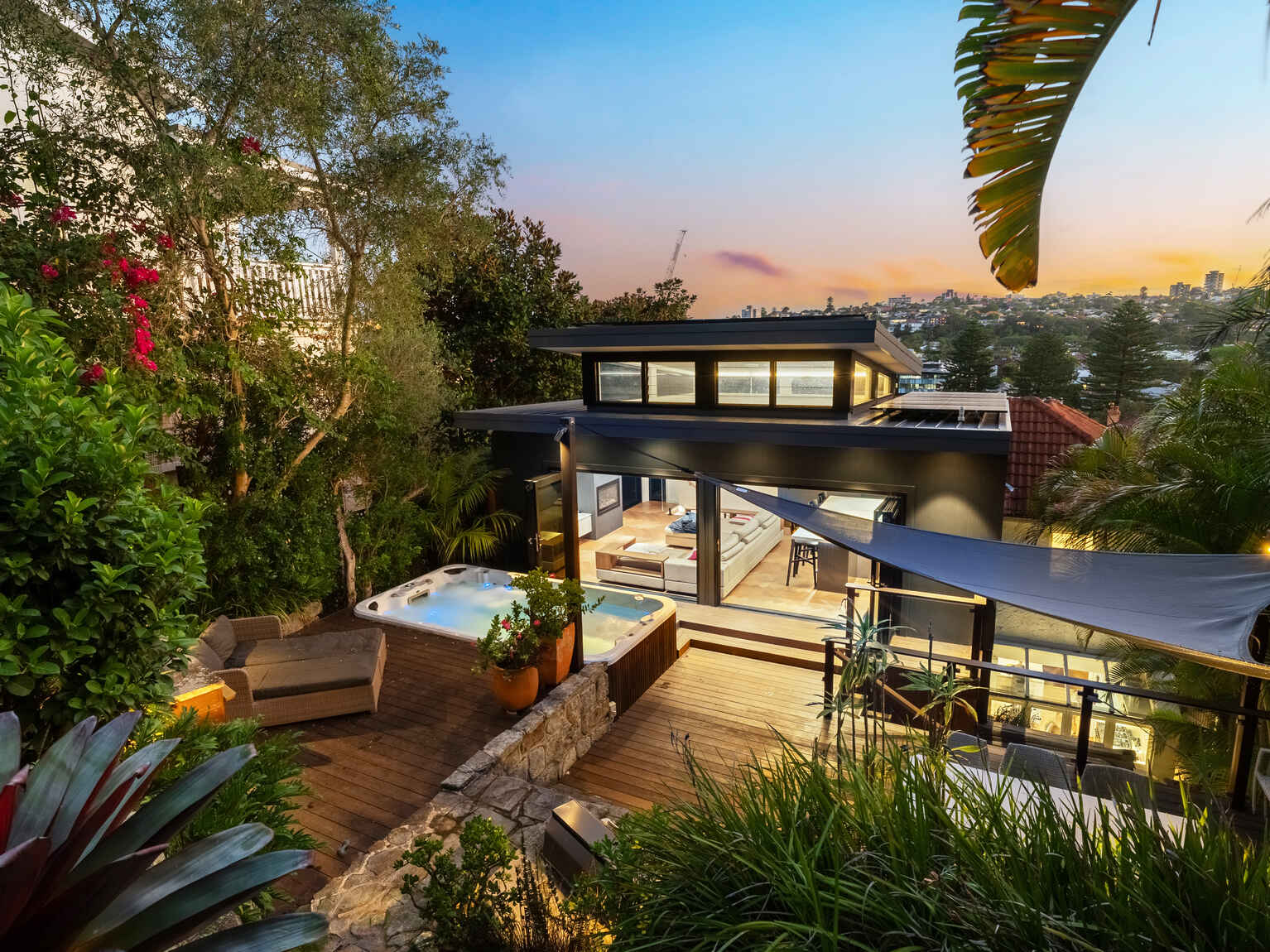 49 Greycliffe St Queenscliff