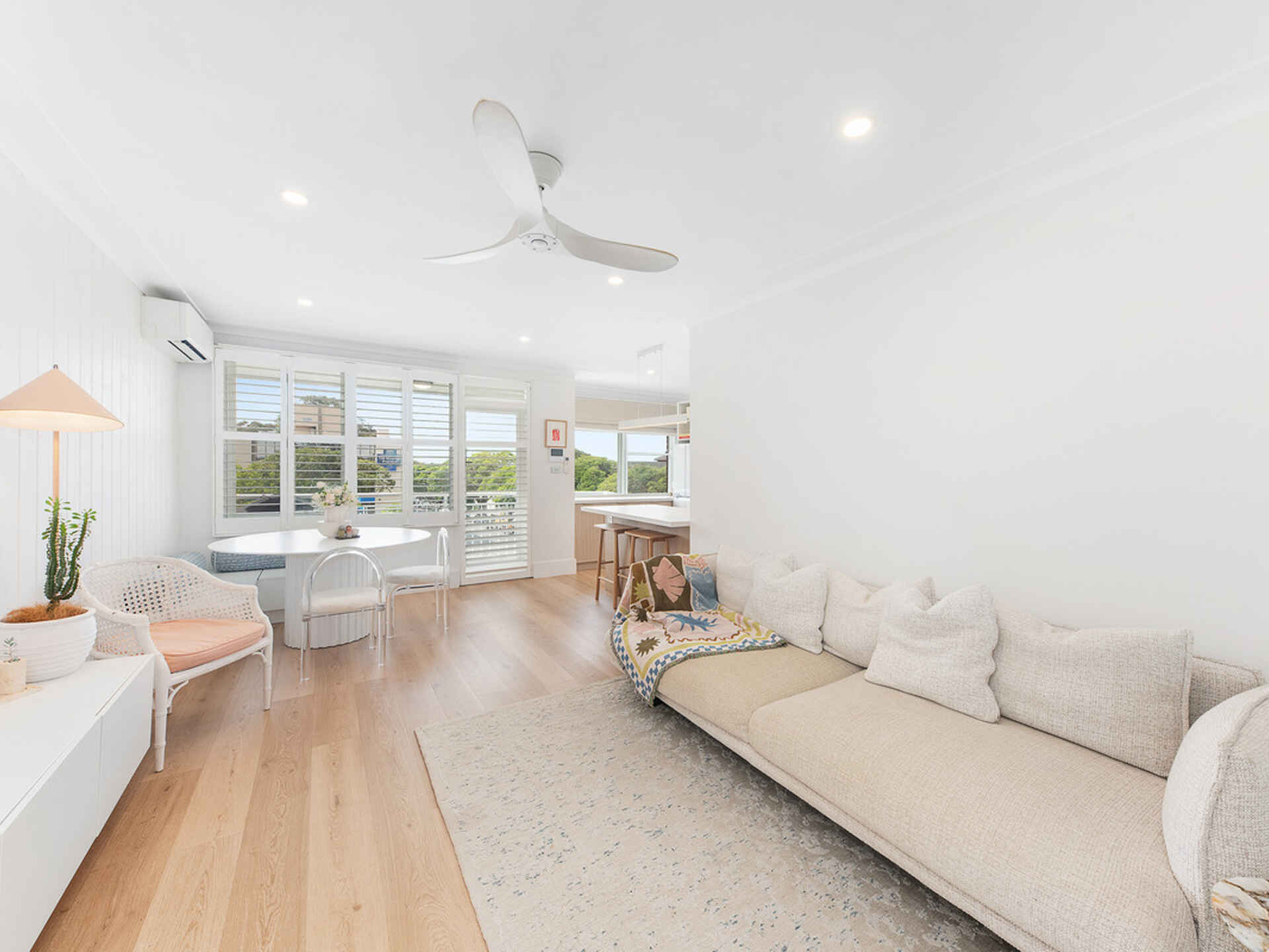 8/492 Military Road (entry via Hale Road) Mosman