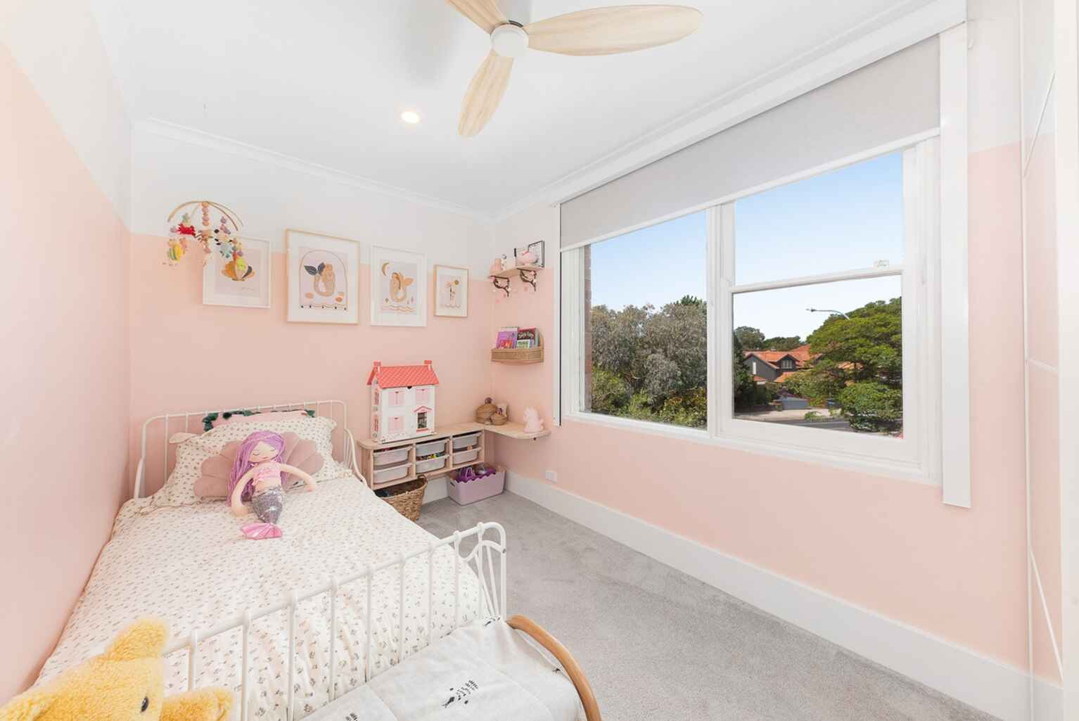 8/492 Military Road (entry via Hale Road) Mosman