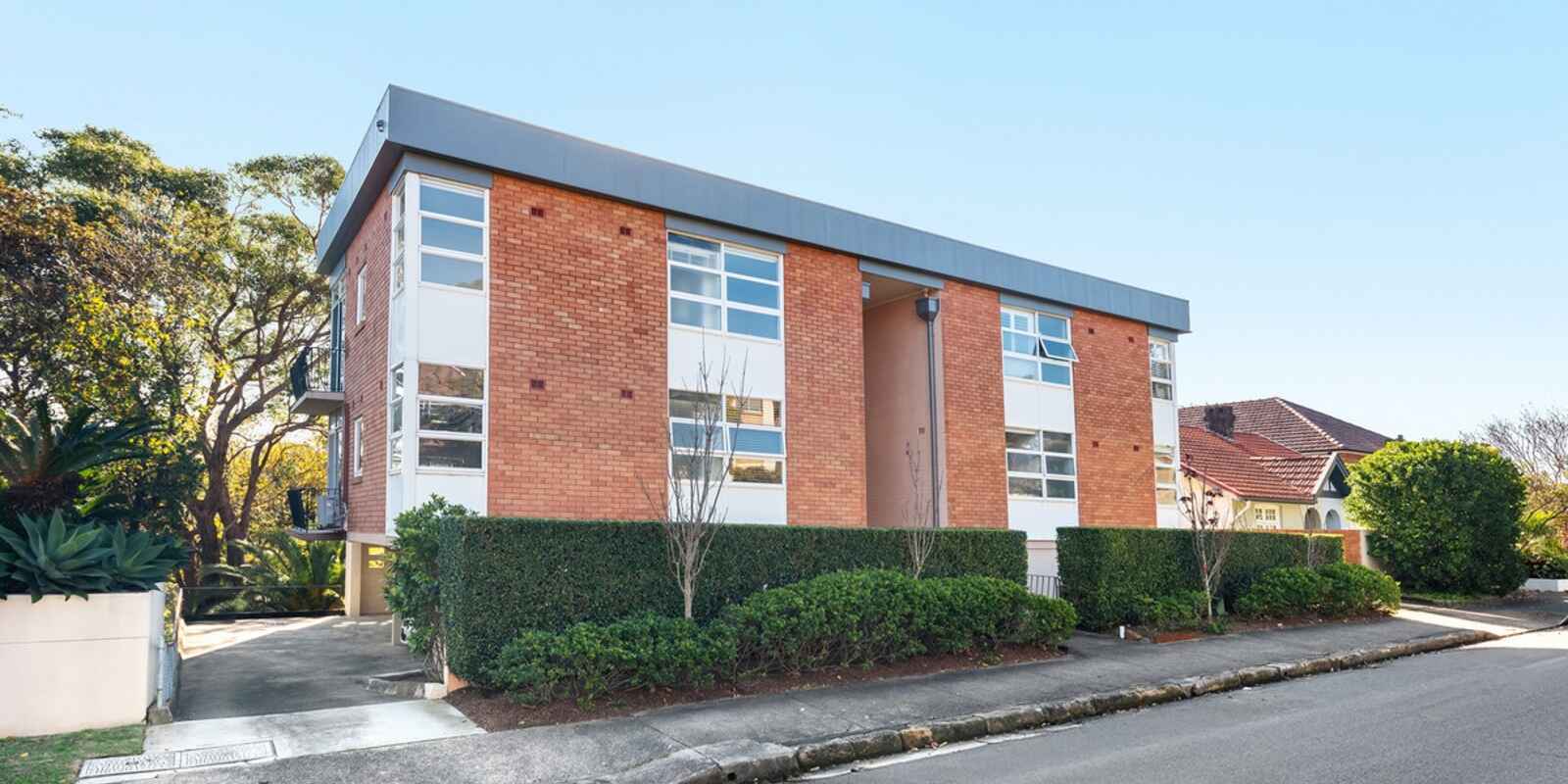 8/20 Somerset Street Mosman