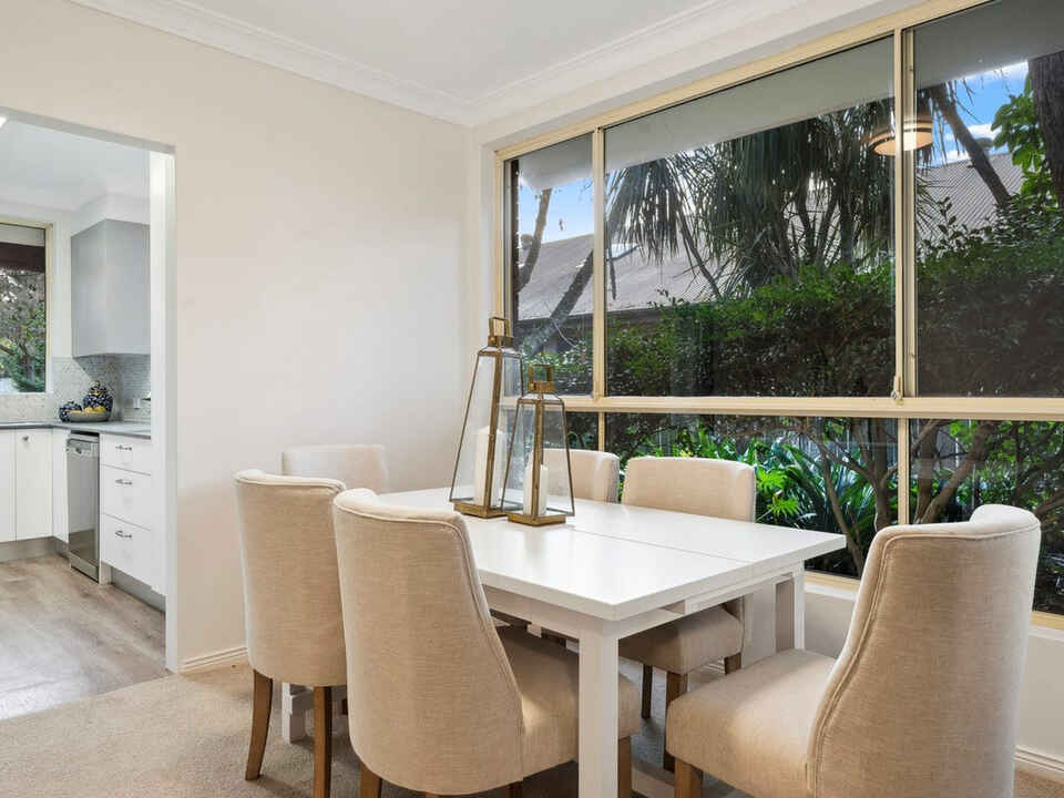 8/6 Hale Road Mosman