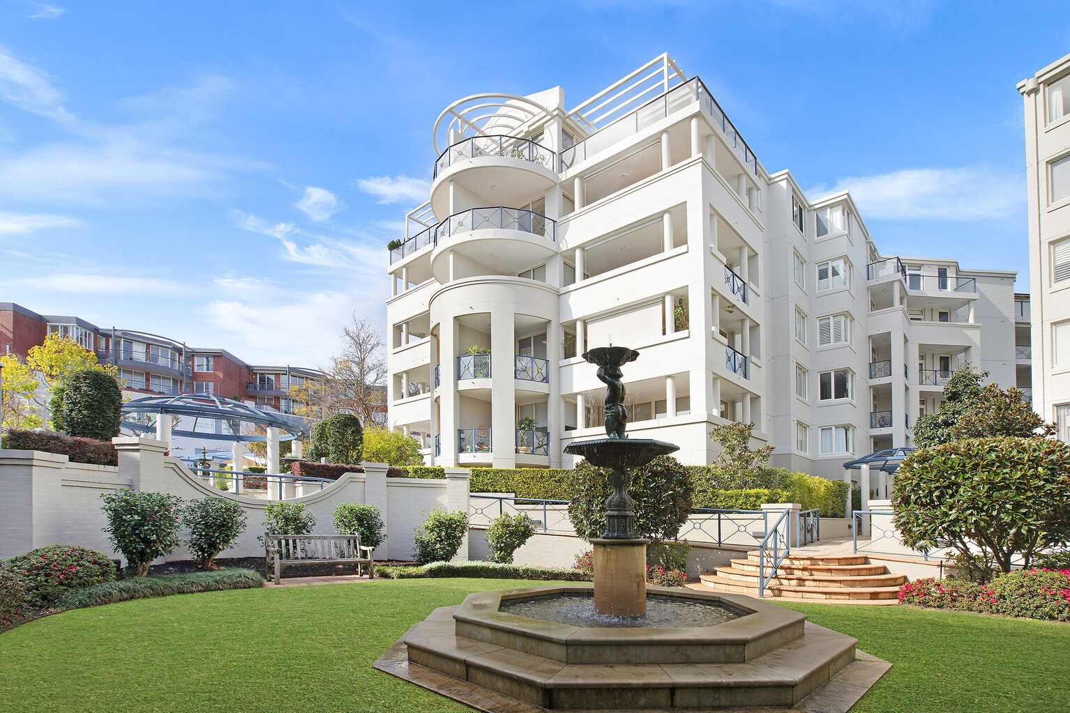 27C/2 Brady Street Mosman