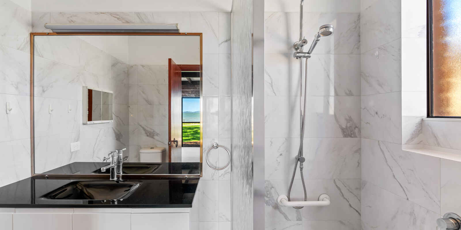 284 Tuggerawong Road Tuggerawong