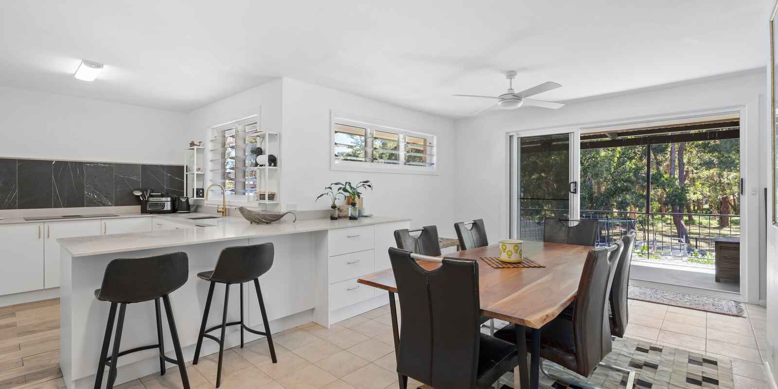 103 Natuna Avenue Budgewoi 103 Natuna Avenue Budgewoi