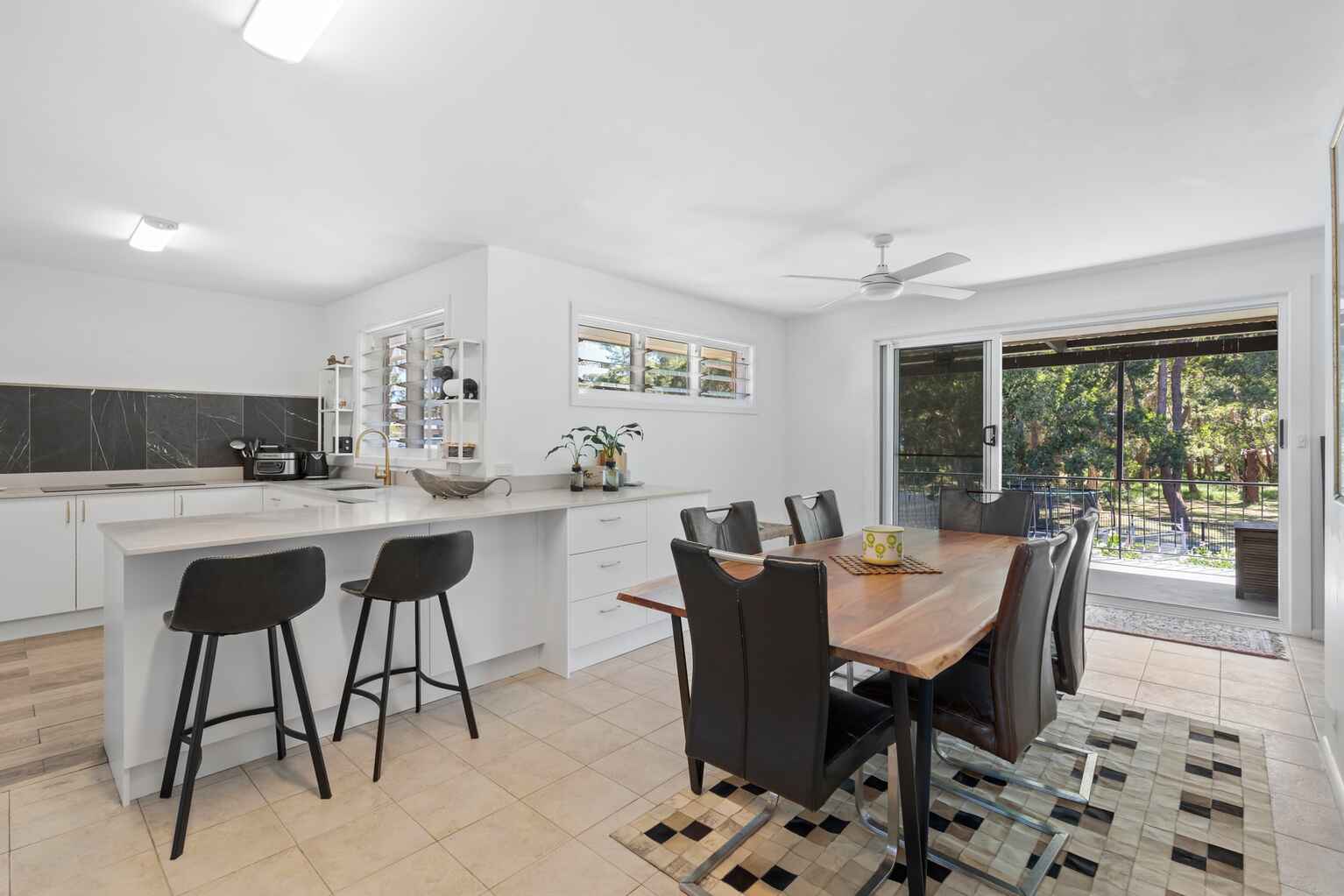 103 Natuna Avenue Budgewoi 103 Natuna Avenue Budgewoi