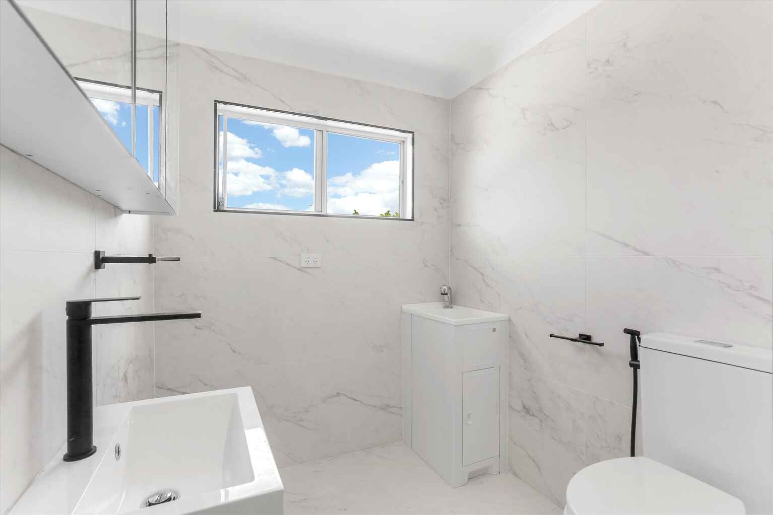 Upper/33 Dickens Rd Wetherill Park Upper/33 Dickens Rd Wetherill Park