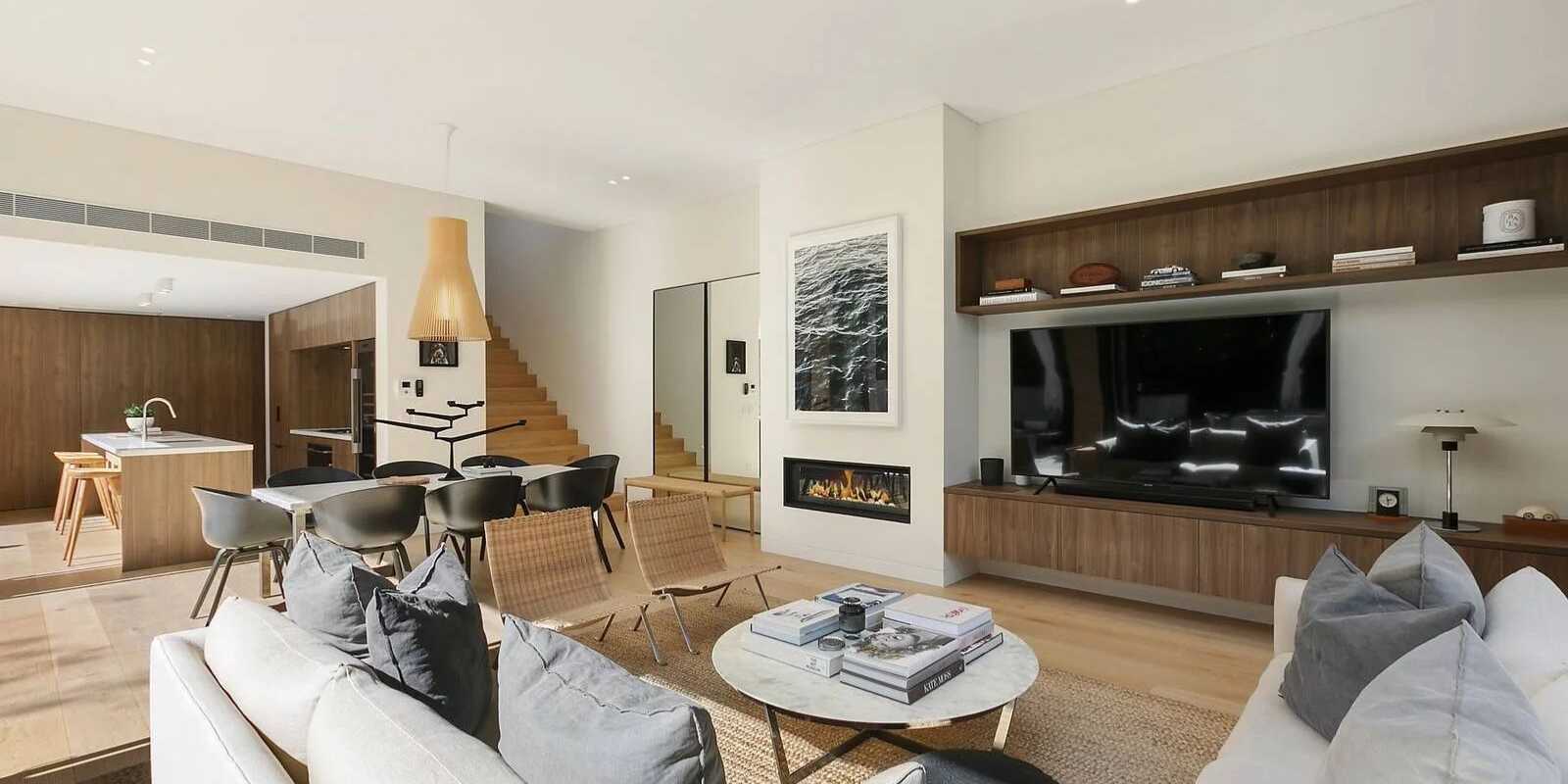  Cremorne