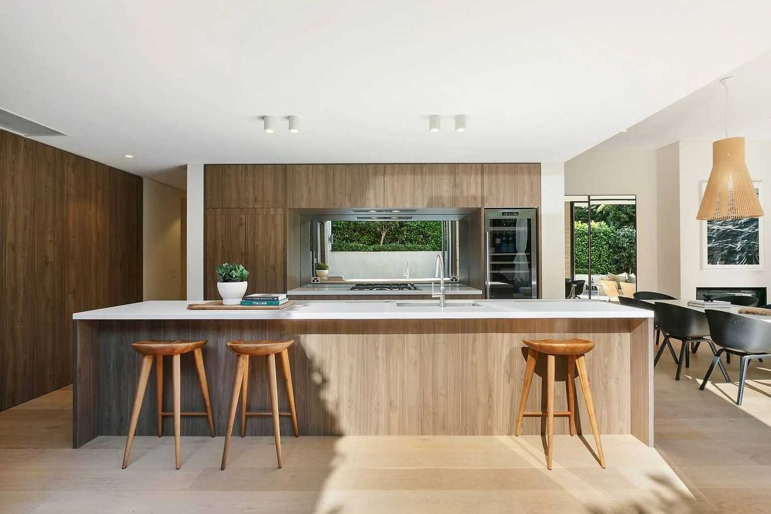  Cremorne
