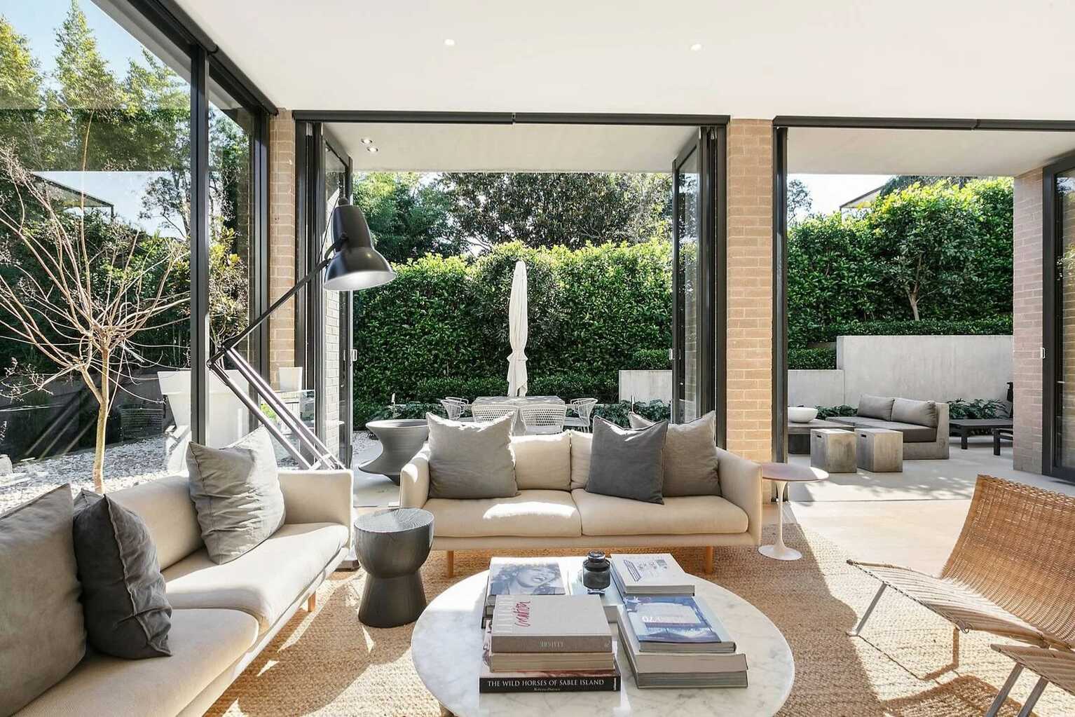 Cremorne