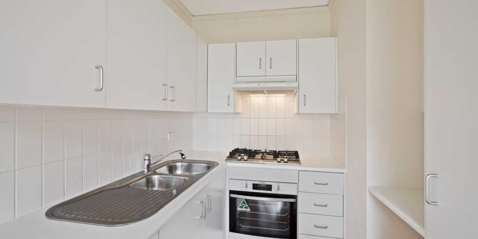 9/3 Clifford Street Mosman