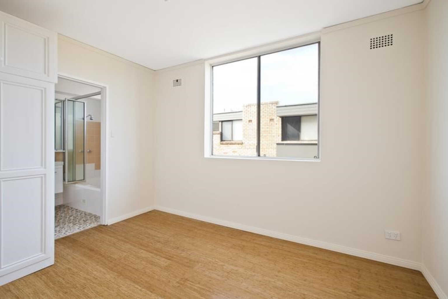 9/3 Clifford Street Mosman