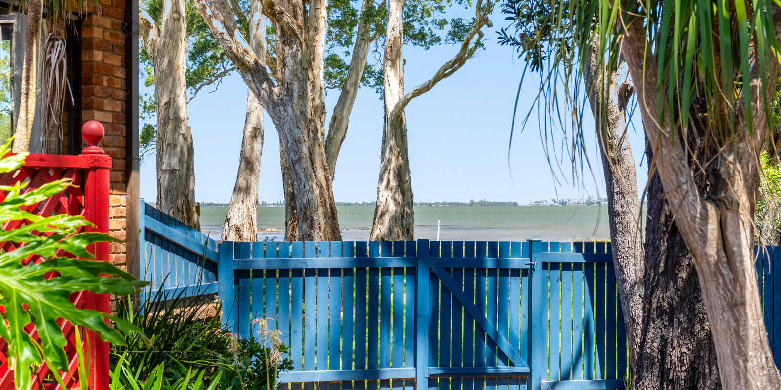 284 Tuggerawong Road Tuggerawong 284 Tuggerawong Road Tuggerawong