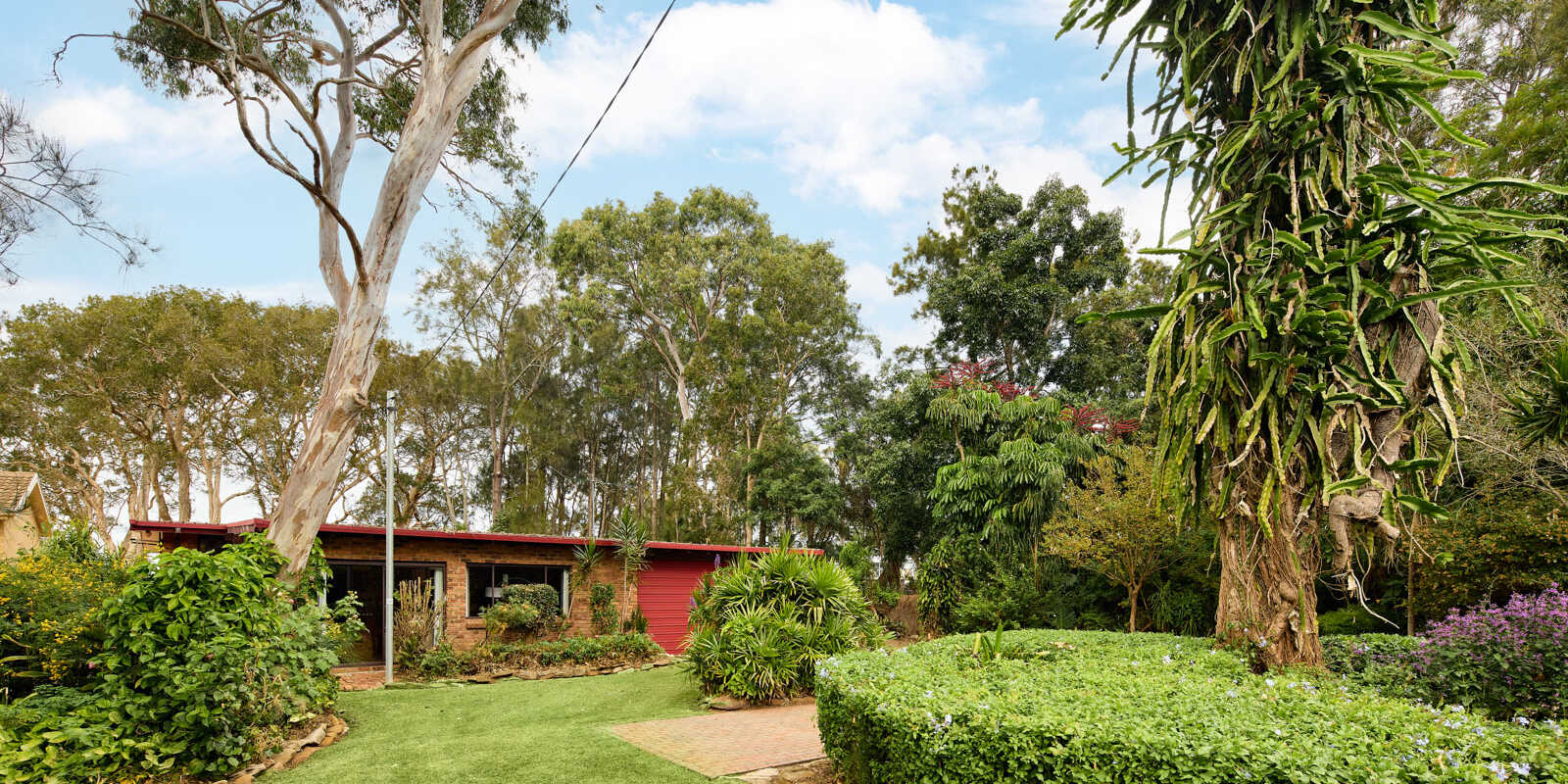 284 Tuggerawong Road Tuggerawong 284 Tuggerawong Road Tuggerawong