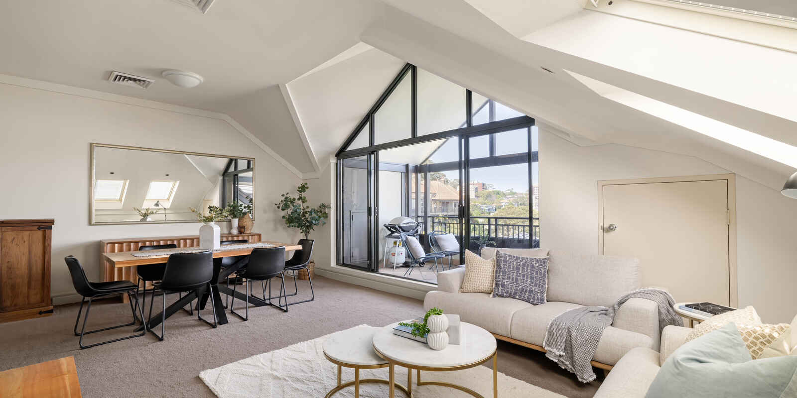 208/433 Alfred Street North Neutral Bay