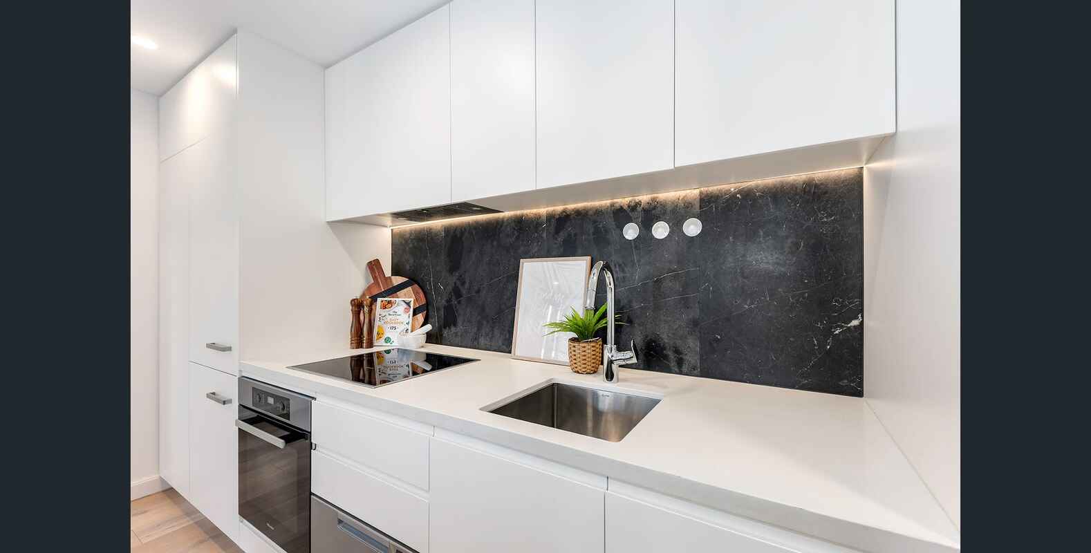 304/231 Miller St North Sydney