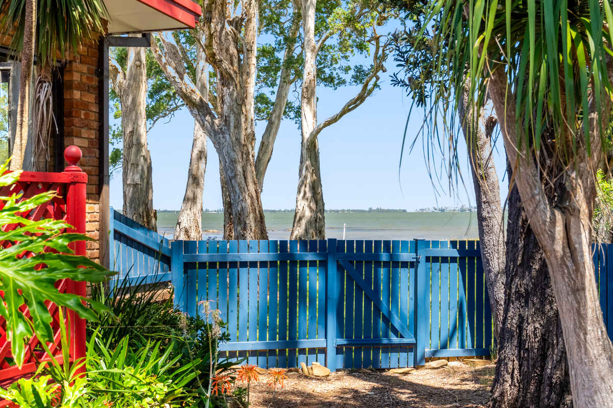 284 Tuggerawong Road Tuggerawong 284 Tuggerawong Road Tuggerawong