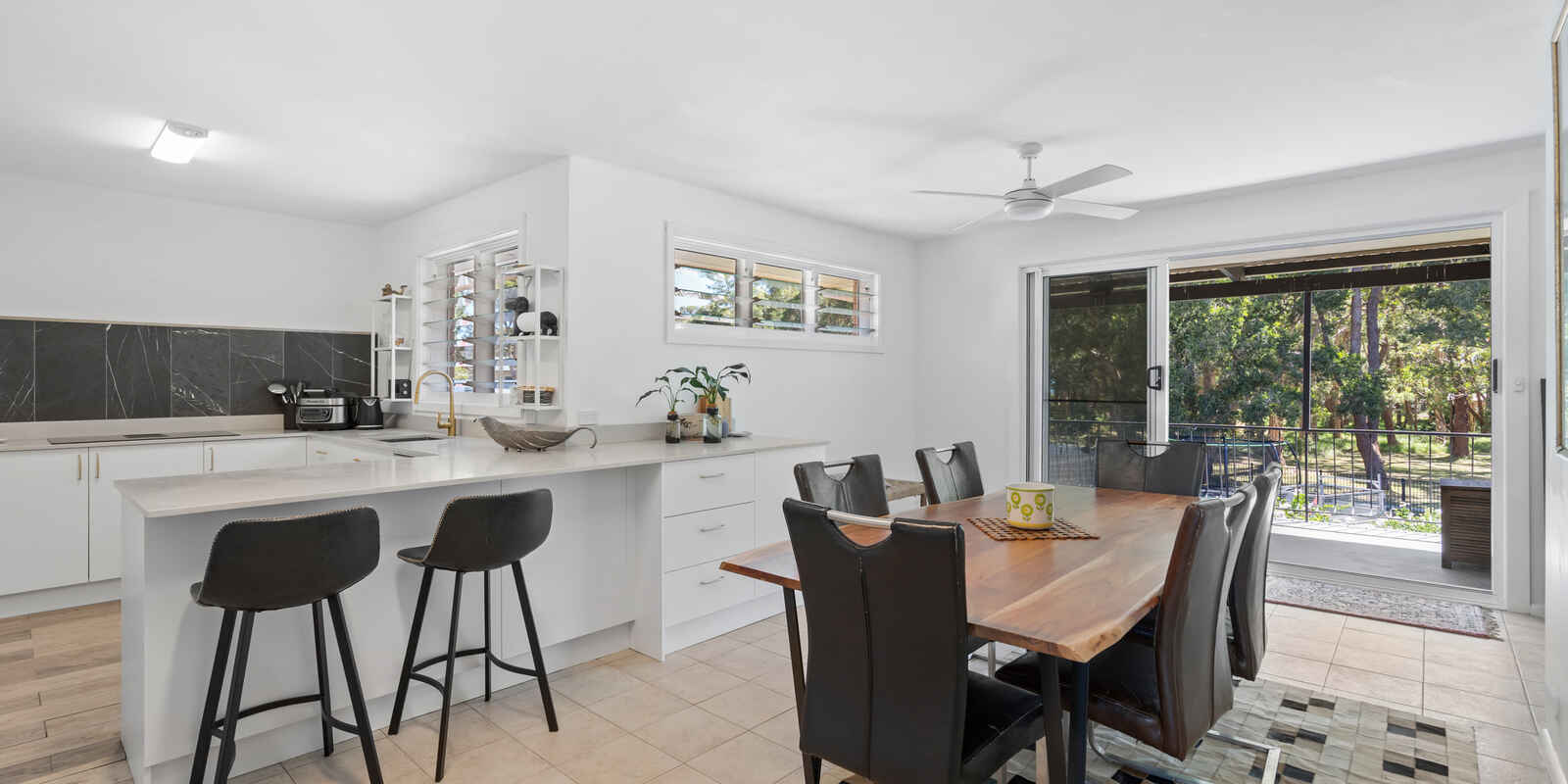 103 Natuna Avenue Budgewoi