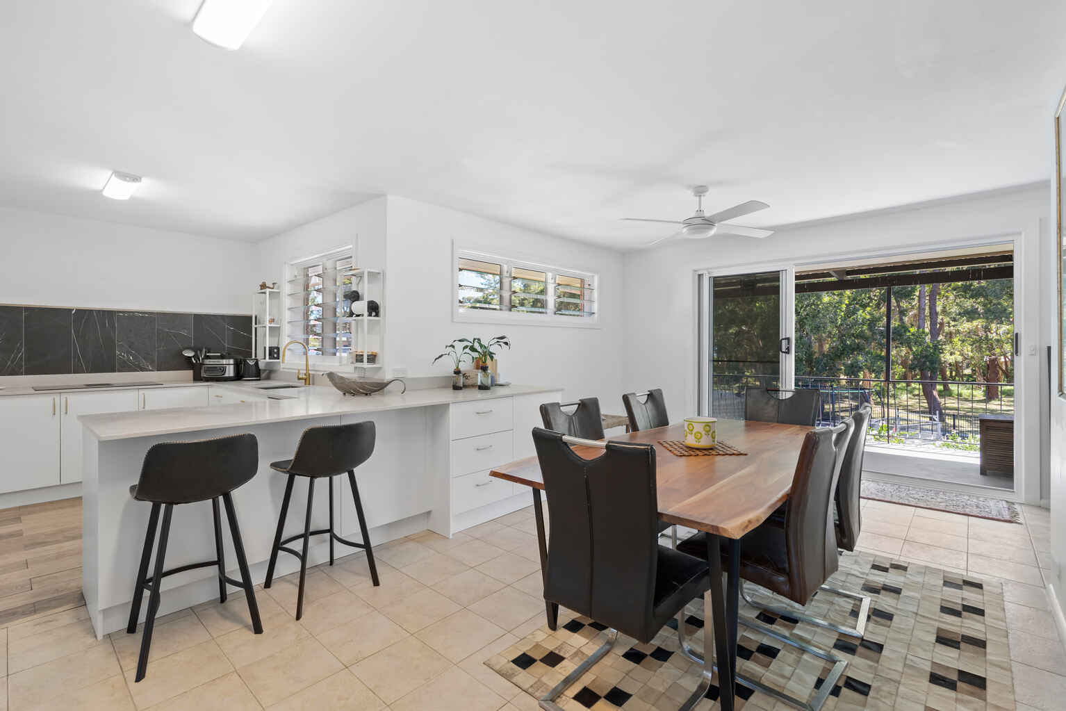 103 Natuna Avenue Budgewoi