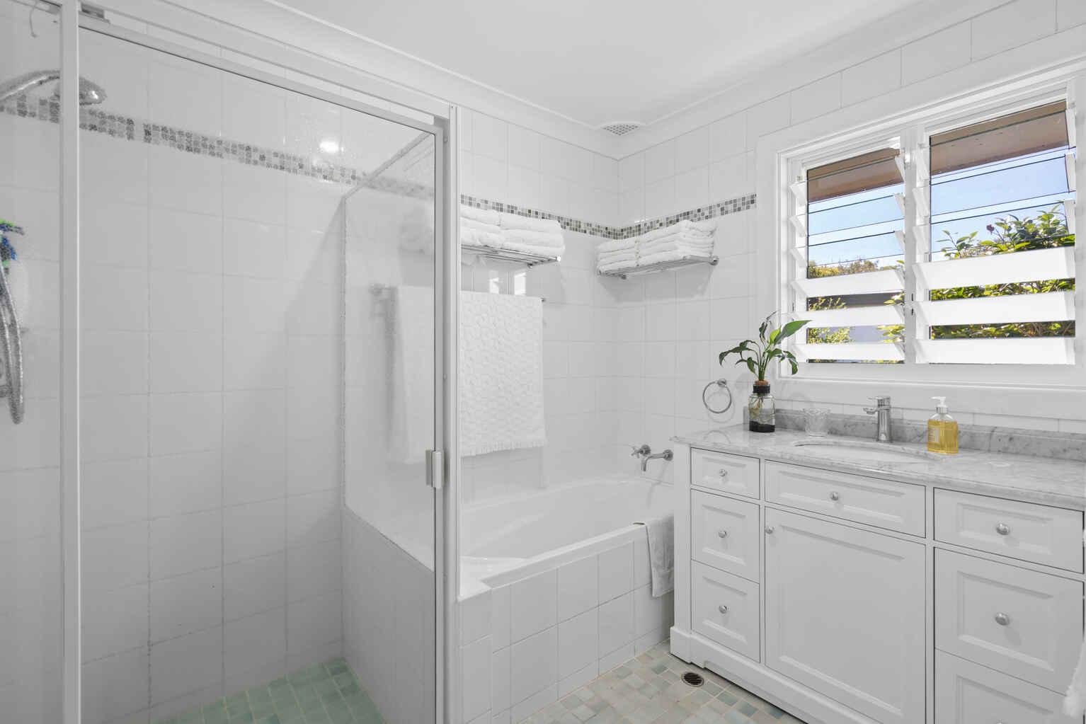 103 Natuna Avenue Budgewoi