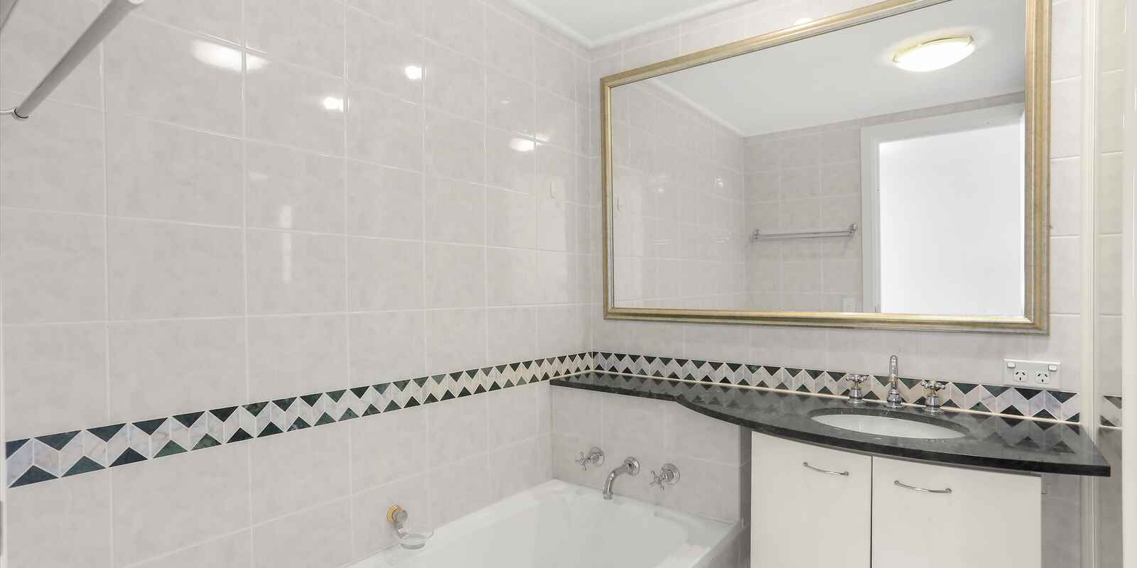 25c/2 Brady St Mosman