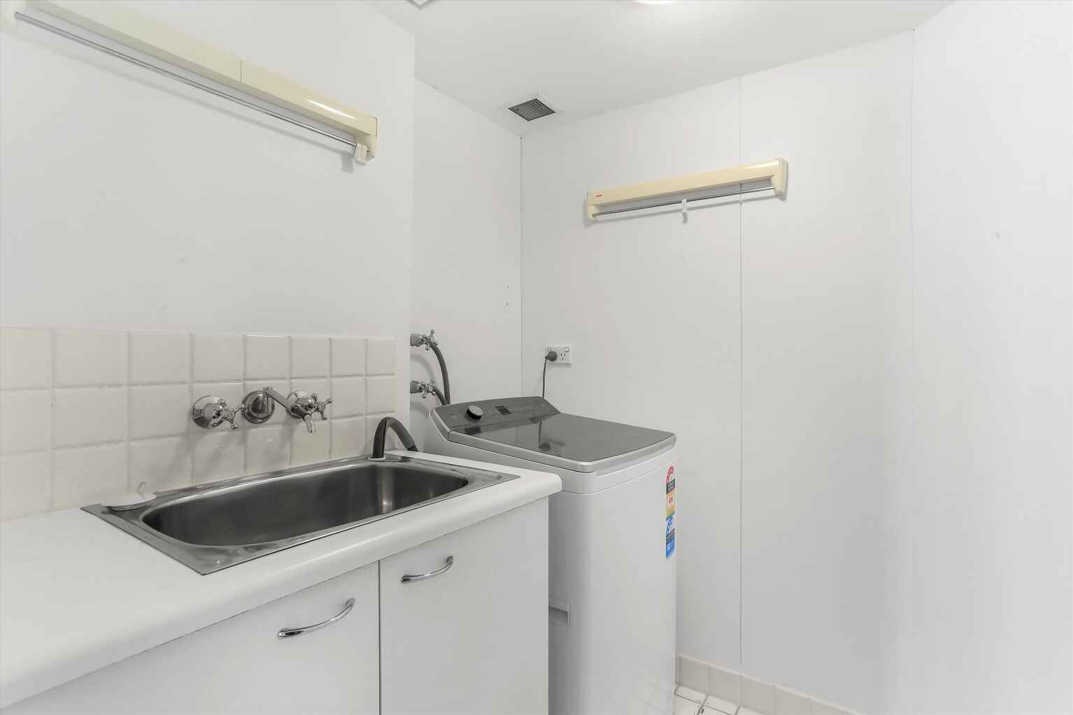 25c/2 Brady St Mosman