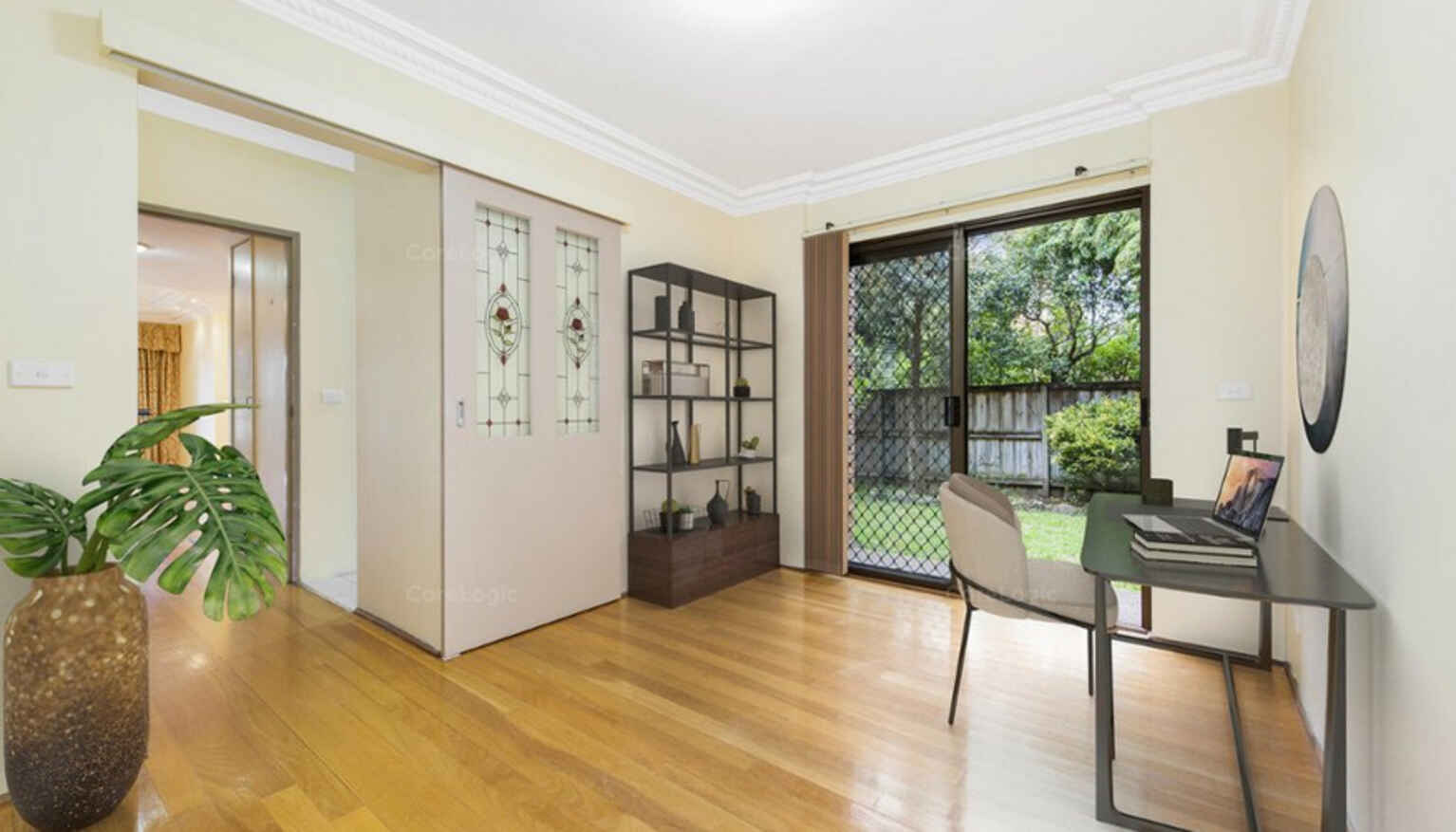 4/12 Earl St Mosman
