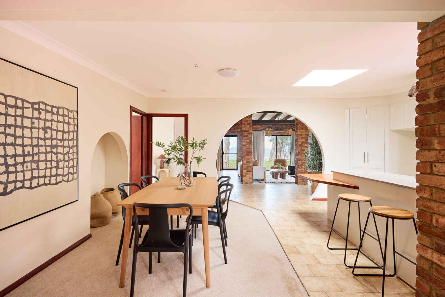 284 Tuggerawong Road Tuggerawong