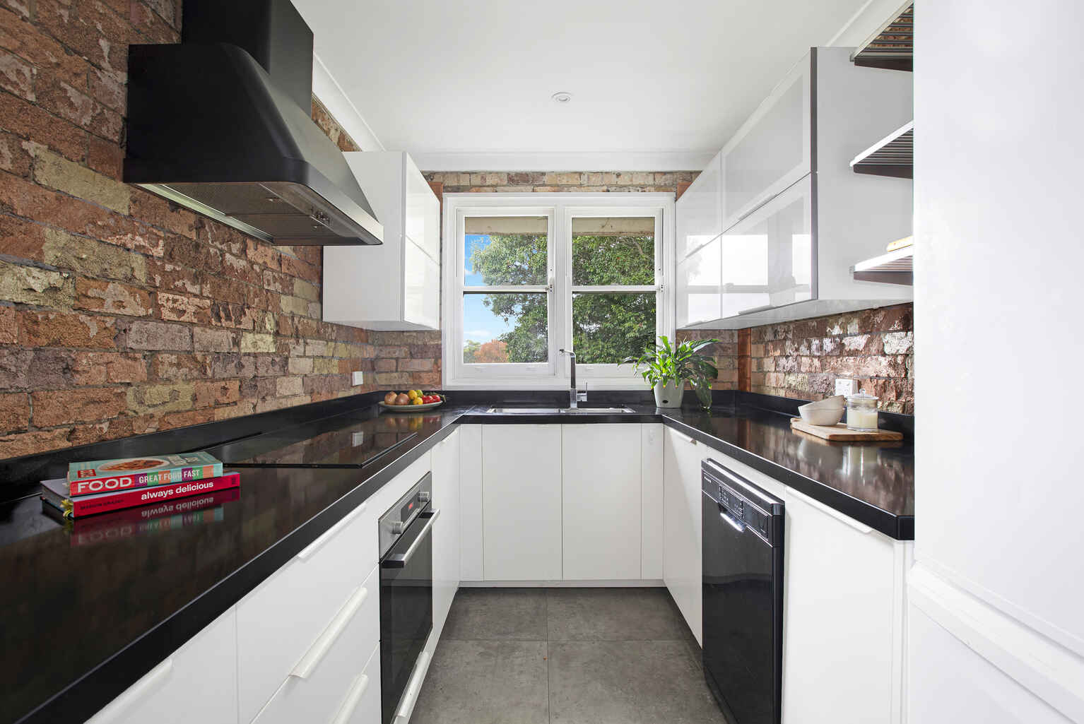 22/96 Ourimbah Road Mosman