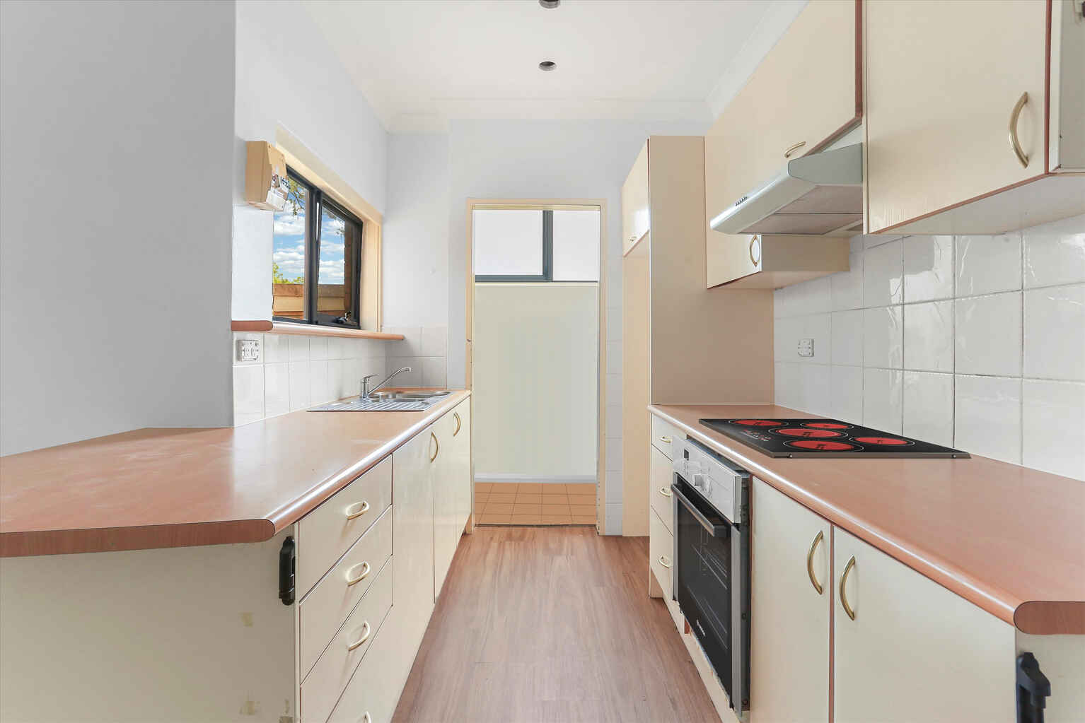 30/34 The Crescent Dee Why