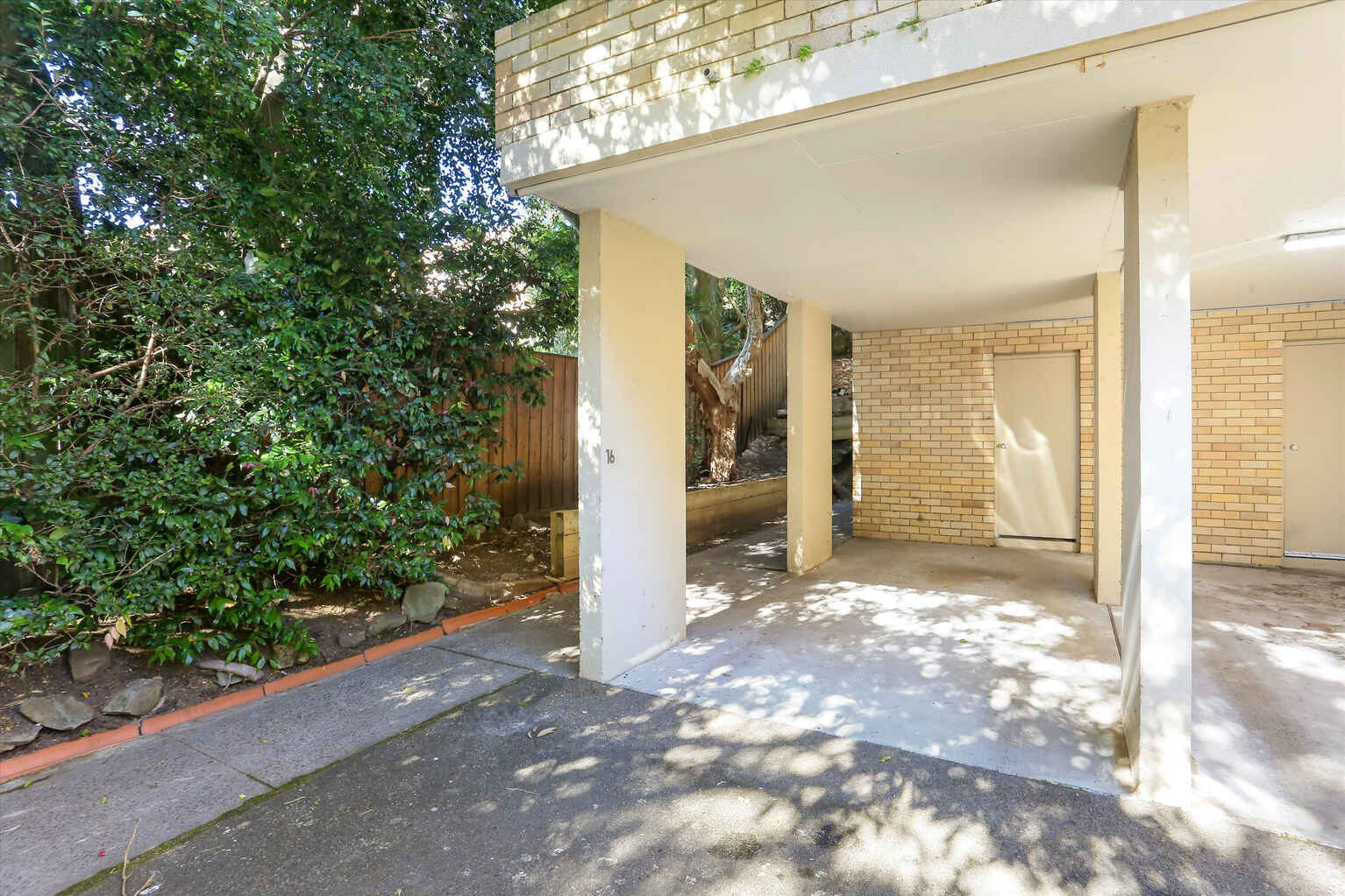 16/102 Young St Cremorne