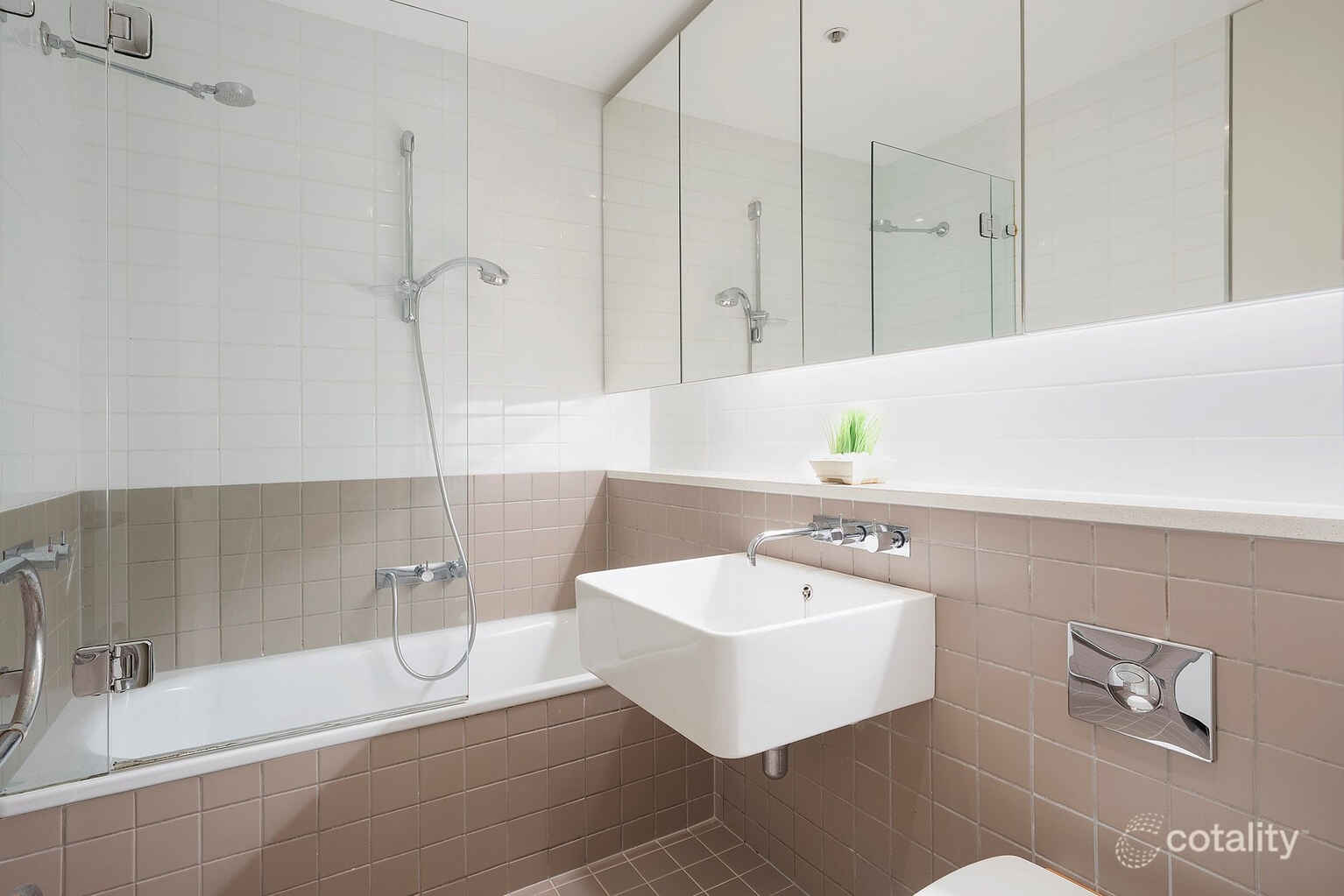 908/8 Glen St Milsons Point