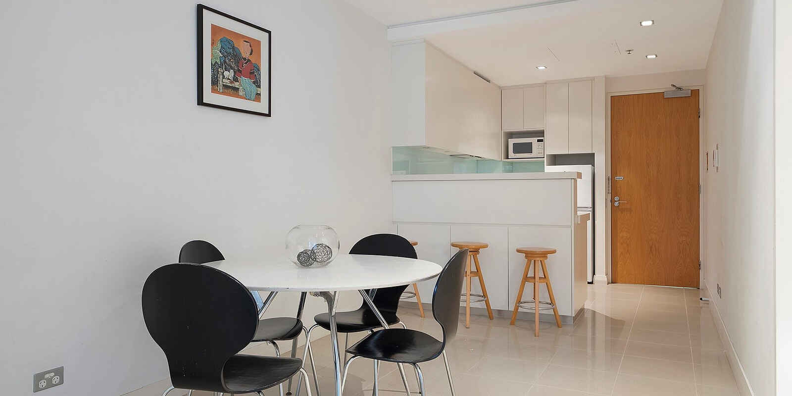 908/8 Glen St Milsons Point